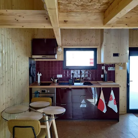 Chalet 1 Minute From - Wood Baleal