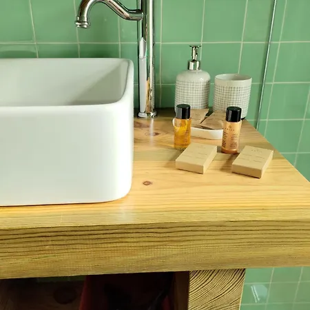 1 Minute From - Wood *