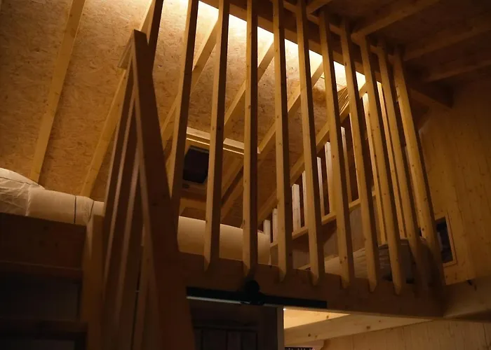 בקתה 1 Minute From - Wood *