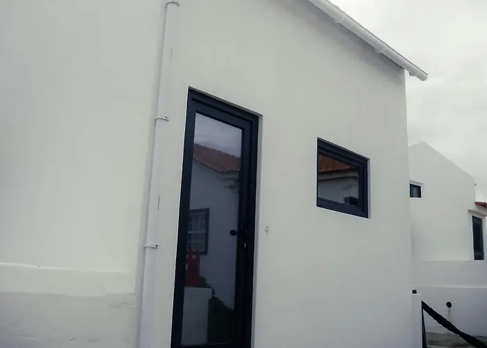 1 Minute From - Wood בקתה בליאל