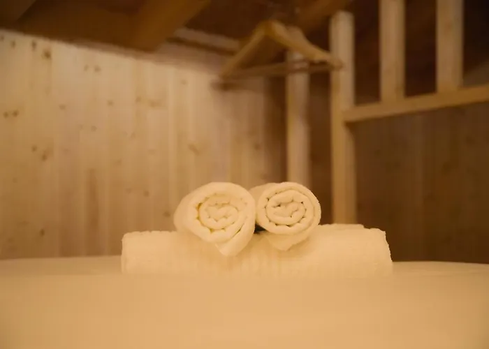 1 Minute From - Wood * בליאל