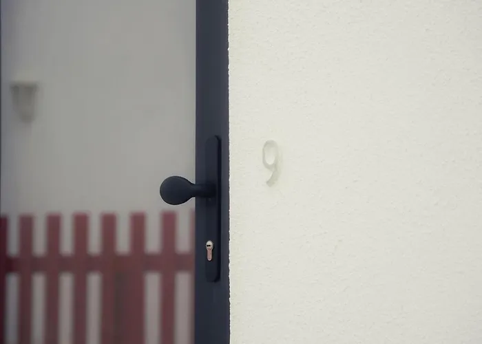 1 Minute From - Wood * בליאל